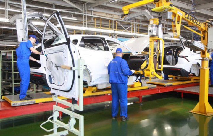 BMW, Kia и Hyundai ушли из Калининграда. Во что теперь превращается завод «Автотор»?